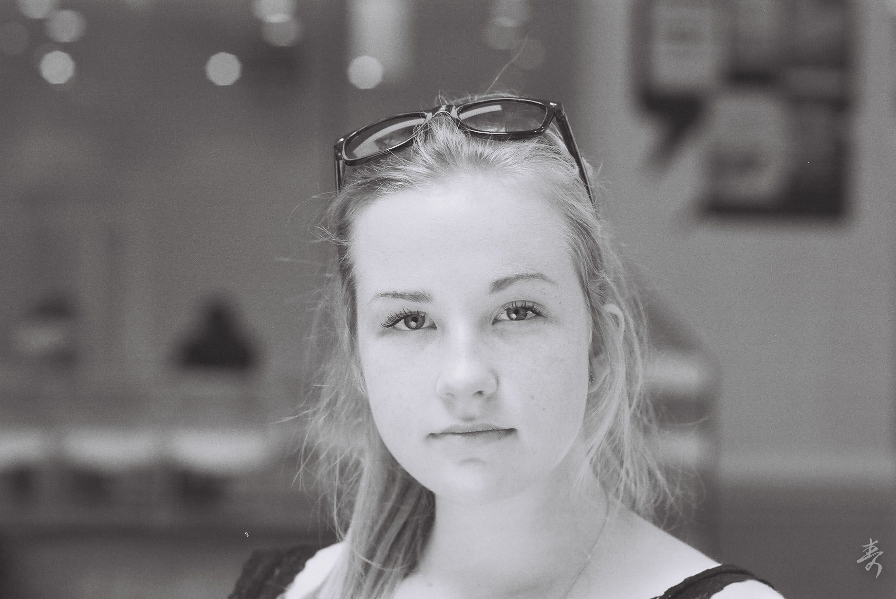 Portrait Analog - Image 8